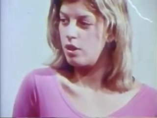 سجن وقت الفتيات 1975: سجن الثلاثون بالغ قصاصة فيلم 8d