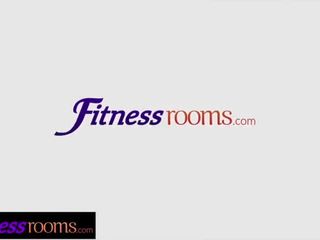 Ginástica quartos virado em ginásio gaja fode pessoal trainer em instructional clipe