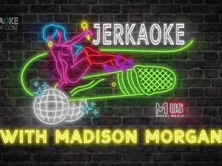 في هذا أسابيع حلقة من jerkaoke, ماديسون مورغان و corra موجه دفة القارب لعب حول مع جاي مايرز و اللعنة بعد.