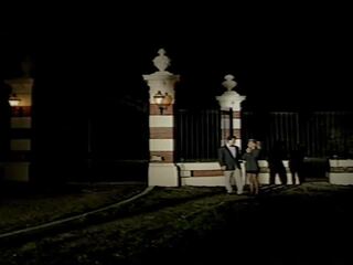 Chateau de dames 1993, bezmaksas manhunt pieaugušais filma filma 10 | xhamster